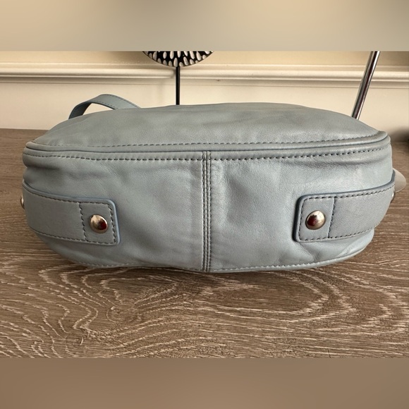 Coach Crossbody/shoulder bag.
